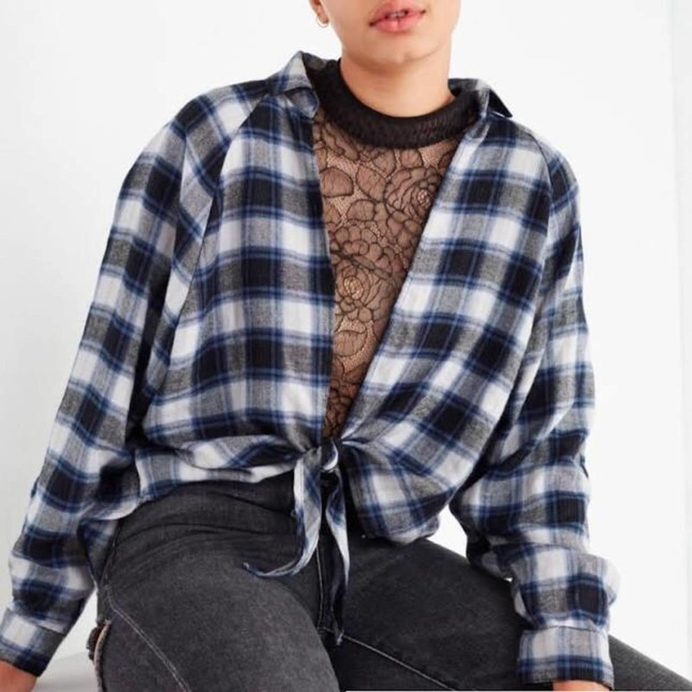 BDG urban outfitters blue plaid wrap blouse size medium